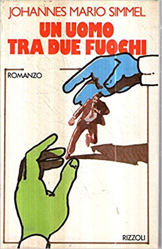 Copertina di Un uomo tra due fuochi